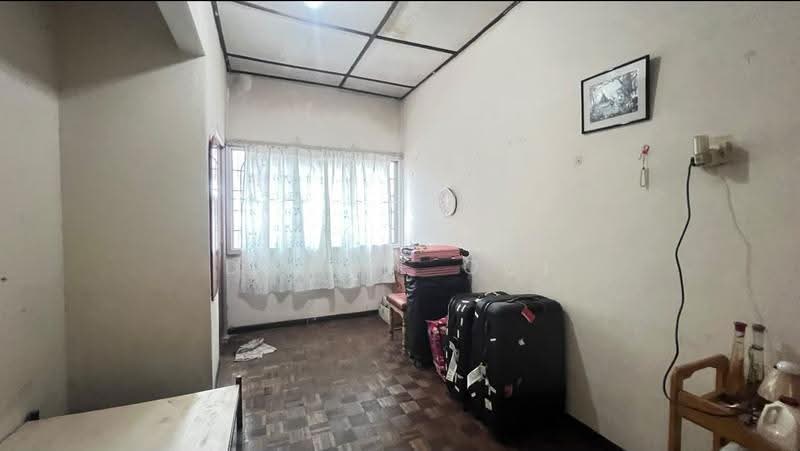 2-storey Terraced House for Sale in Taman Kajang Baru (Kajang) - Dlynie Ooi - Living Room - PropertyGuru.com.my