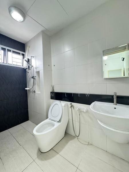 Service Residence for Rent at Sky Peak Residences - Ken Liew - Bathroom - PropertyGuru.com.my