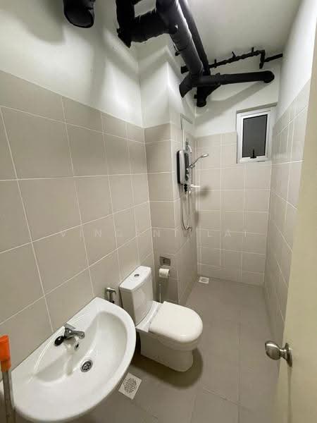 Apartment for Rent at Residensi Seri Wahyu - Vincent Lai - Bathroom - PropertyGuru.com.my