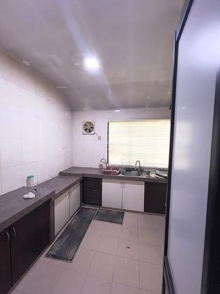 Rumah Teres 1-Tingkat untuk Dijual di Bandar Tasik Puteri (Rawang) - Tom Yip - Kitchen - PropertyGuru.com.my