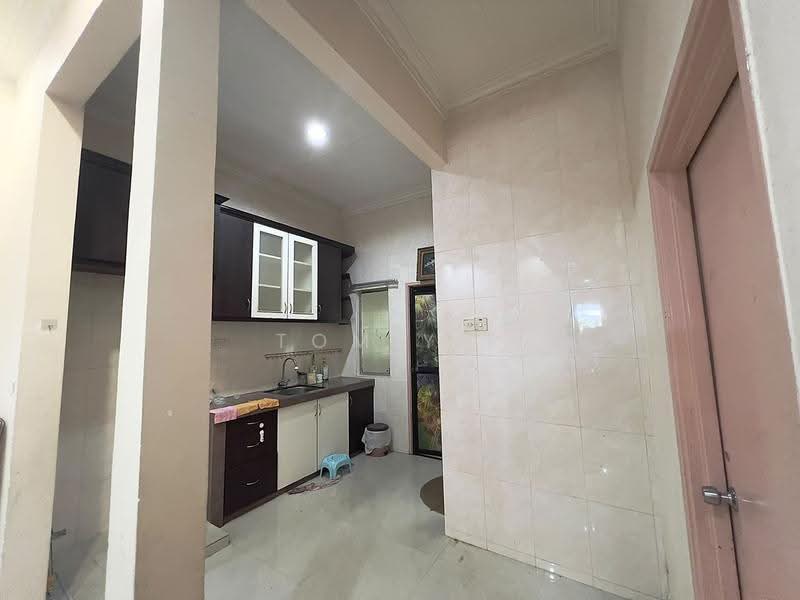 Rumah Teres 1-Tingkat untuk Dijual di Bandar Tasik Puteri (Rawang) - Tom Yip - Kitchen - PropertyGuru.com.my