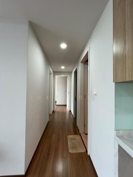 Kediaman Servis untuk Dijual di The Potpourri - Joan Wong - Corridor - PropertyGuru.com.my