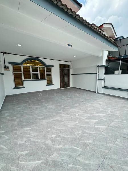 2-storey Terraced House for Sale in Bandar Putra Kulai (Kulai) - Win Tan - Exterior - PropertyGuru.com.my