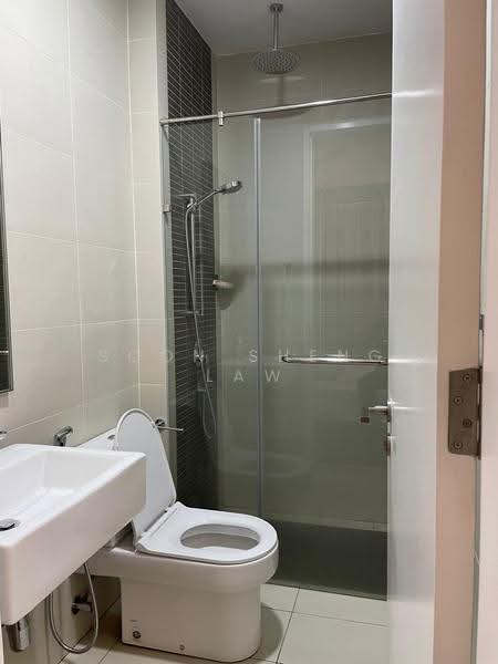 Kediaman Servis untuk Disewa di Sutera Suites @ KL City Gateway - Soon Sheng Law - Bathroom - PropertyGuru.com.my