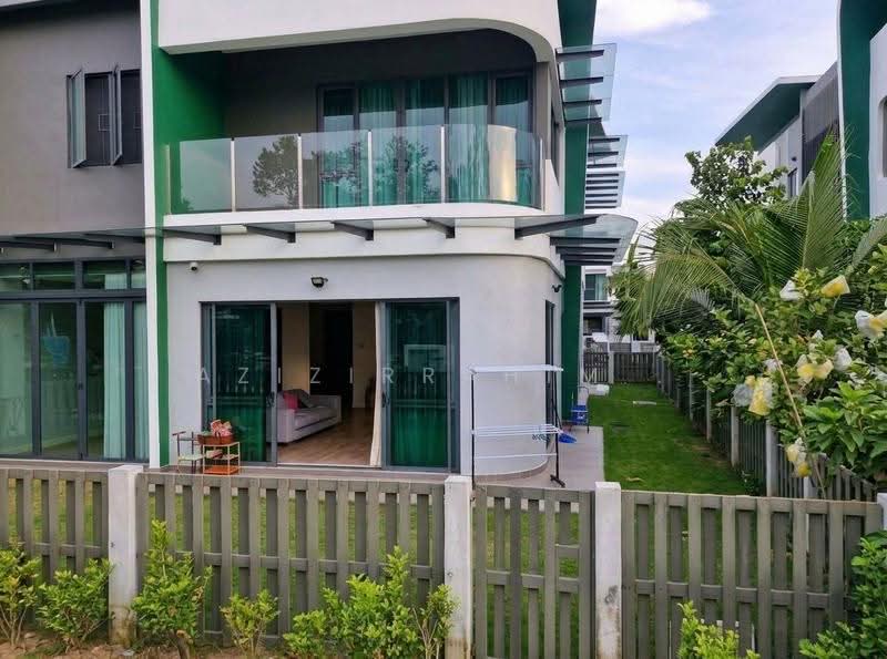 Rumah Berkembar untuk Disewa di Cyberjaya (Selangor) - Azizirrahim . - Living Room - PropertyGuru.com.my