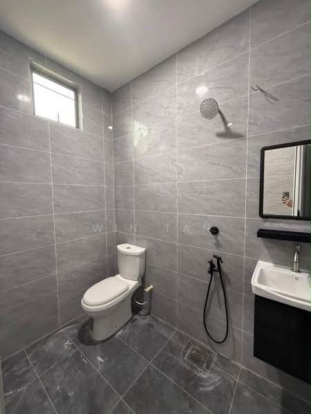 1-storey Terraced House for Sale in Johor Bahru (Johor) - Win Tan - Bathroom - PropertyGuru.com.my