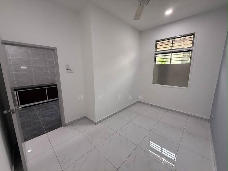 1-storey Terraced House for Sale in Johor Bahru (Johor) - Win Tan - Kitchen - PropertyGuru.com.my