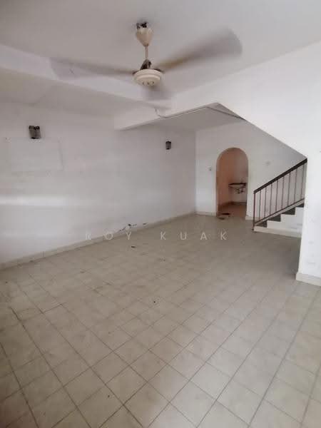 2-storey Terraced House for Sale in Taman Perwira (Simpang Ampat) - Roy Kuak - Interior - PropertyGuru.com.my