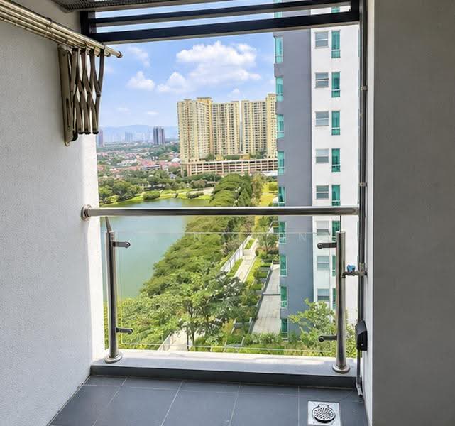 Kediaman Servis untuk Disewa di SOHO @ Zetapark - Earon Chong - Balcony - PropertyGuru.com.my