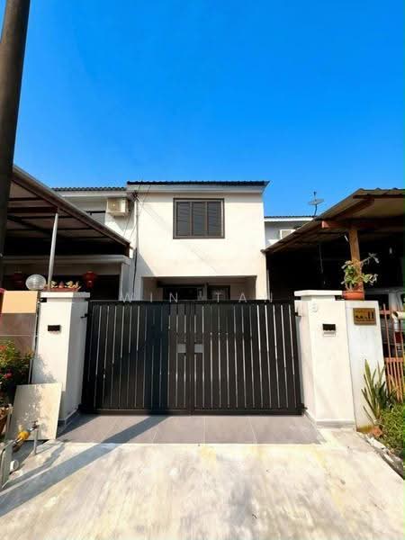 2-storey Terraced House for Sale in Taman Skudai Baru (Skudai) - Win Tan - Exterior - PropertyGuru.com.my