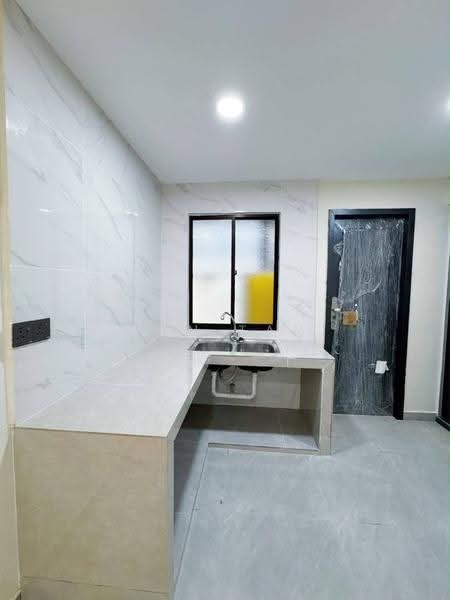 2-storey Terraced House for Sale in Taman Skudai Baru (Skudai) - Win Tan - Kitchen - PropertyGuru.com.my