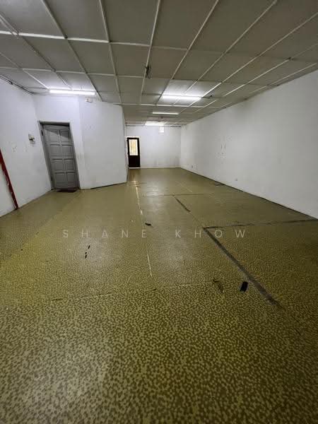 Shop for Rent in Ampang Jaya (Ampang) - Shane Khow - Interior - PropertyGuru.com.my