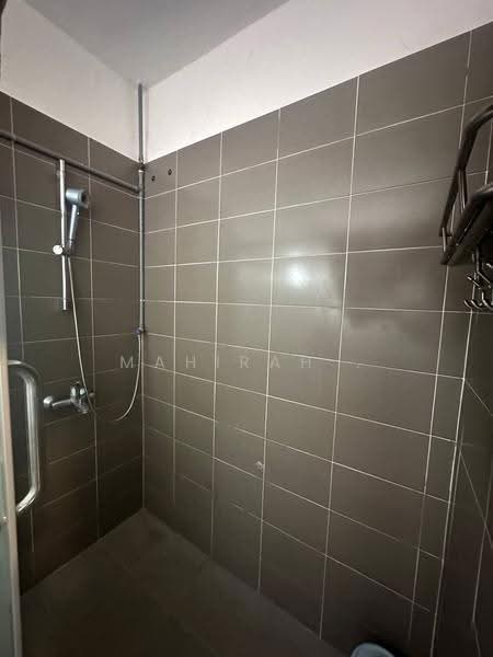 Rumah Banglo untuk Dijual di Kampung Tunku (Petaling Jaya) - Mahirah . - Bathroom - PropertyGuru.com.my