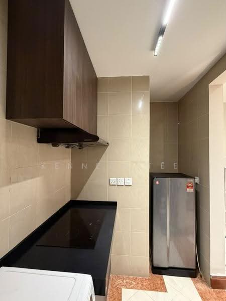 Kondominium untuk Disewa di Mont Kiara Damai Resort Condominium - Kenneth Tee - Kitchen - PropertyGuru.com.my