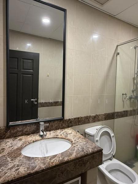 Kondominium untuk Disewa di Mont Kiara Damai Resort Condominium - Kenneth Tee - Bathroom - PropertyGuru.com.my