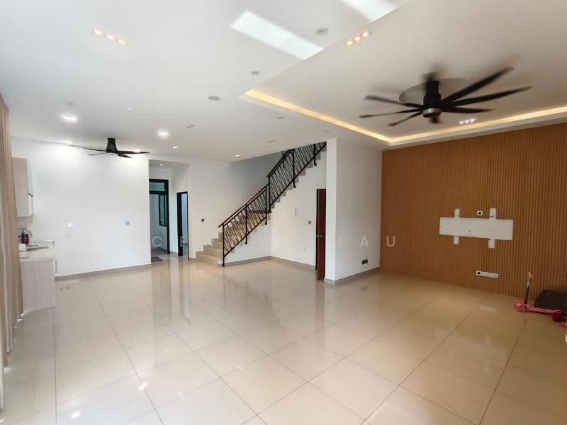 Rumah Kluster untuk Dijual di Kota Masai (Pasir Gudang) - Cendy Chau - Living Room - PropertyGuru.com.my