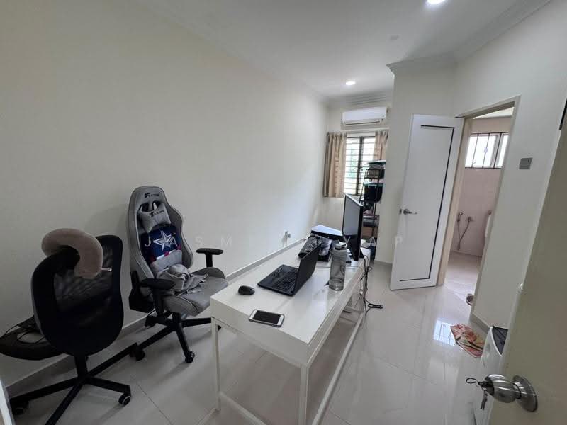 Rumah Teres 2-Tingkat untuk Dijual di Taman Megah Kepong (Kepong) - Jasmine Yap - Study - PropertyGuru.com.my