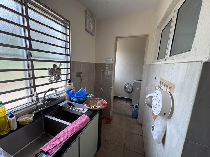 Rumah Teres 2-Tingkat untuk Dijual di Taman Megah Kepong (Kepong) - Jasmine Yap - Kitchen - PropertyGuru.com.my