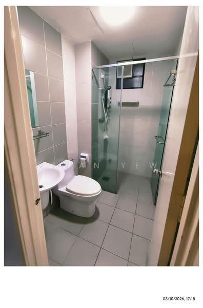 Kondominium untuk Disewa di Upper East @ Tiger Lane - Vivan Yew - Bathroom - PropertyGuru.com.my