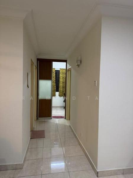 Condominium for Rent at Casa Tropicana - Raymond Tan - Corridor - PropertyGuru.com.my