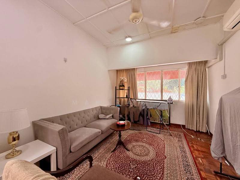 Rumah Banglo untuk Dijual di Ampang (Selangor) - Mahirah . - Living Room - PropertyGuru.com.my