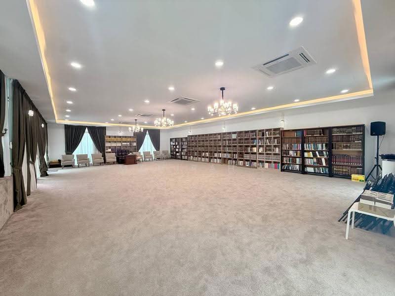 Rumah Banglo untuk Dijual di Ampang (Selangor) - Mahirah . - Study - PropertyGuru.com.my