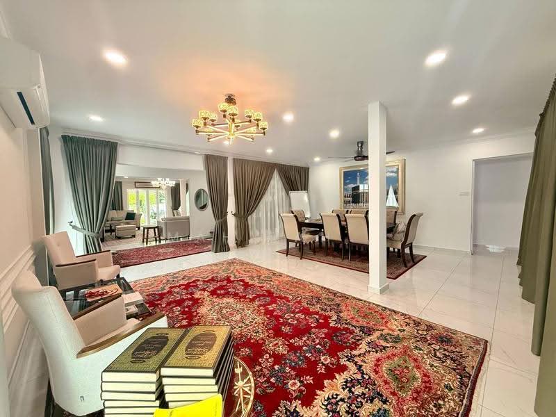 Rumah Banglo untuk Dijual di Ampang (Selangor) - Mahirah . - Living Room - PropertyGuru.com.my