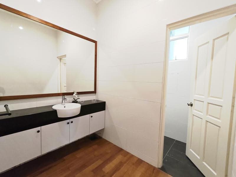 Rumah Banglo untuk Disewa di Leisure Farm (Gelang Patah) - Tom Chian - PropertyGuru.com.my