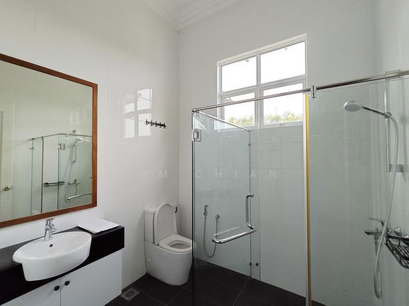 Rumah Banglo untuk Disewa di Leisure Farm (Gelang Patah) - Tom Chian - PropertyGuru.com.my