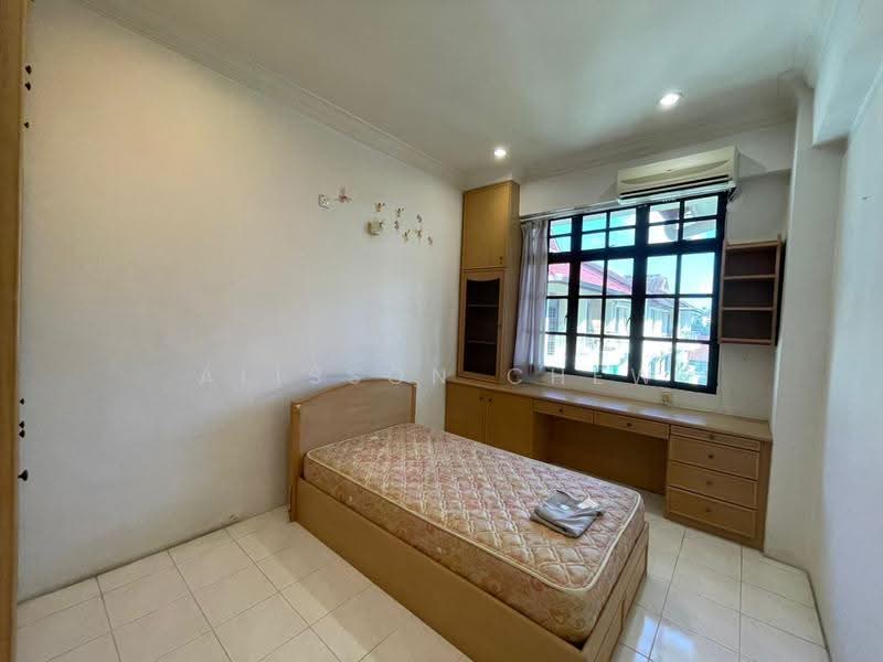 Kondominium untuk Disewa di Desa Bunga - Alisson Chew - Bedroom - PropertyGuru.com.my