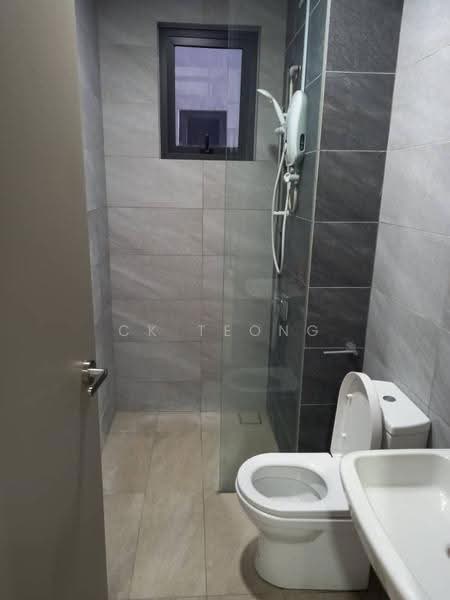 Kondominium untuk Disewa di Bennington Residences @ SkyArena - CK Teong - Bathroom - PropertyGuru.com.my