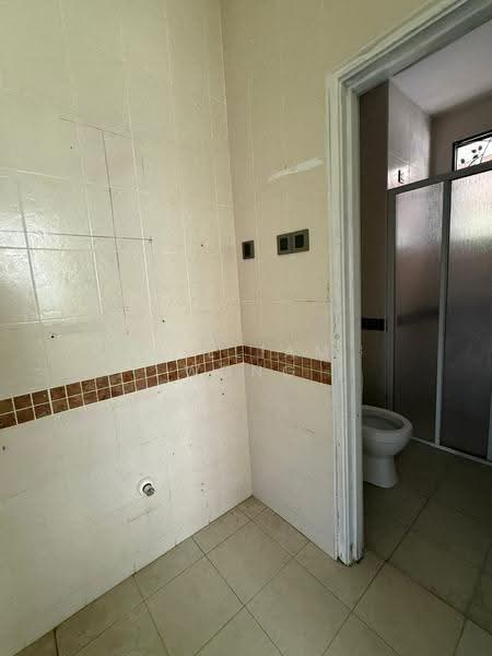Semi-Detached House for Sale in Taman Melawati (Ulu Kelang) - William Wong - Bathroom - PropertyGuru.com.my