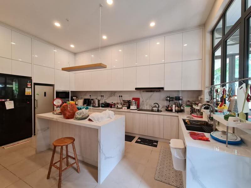 Bungalow House for Sale in Bukit Gita Bayu (Seri Kembangan) - Venice Chong - Kitchen - PropertyGuru.com.my