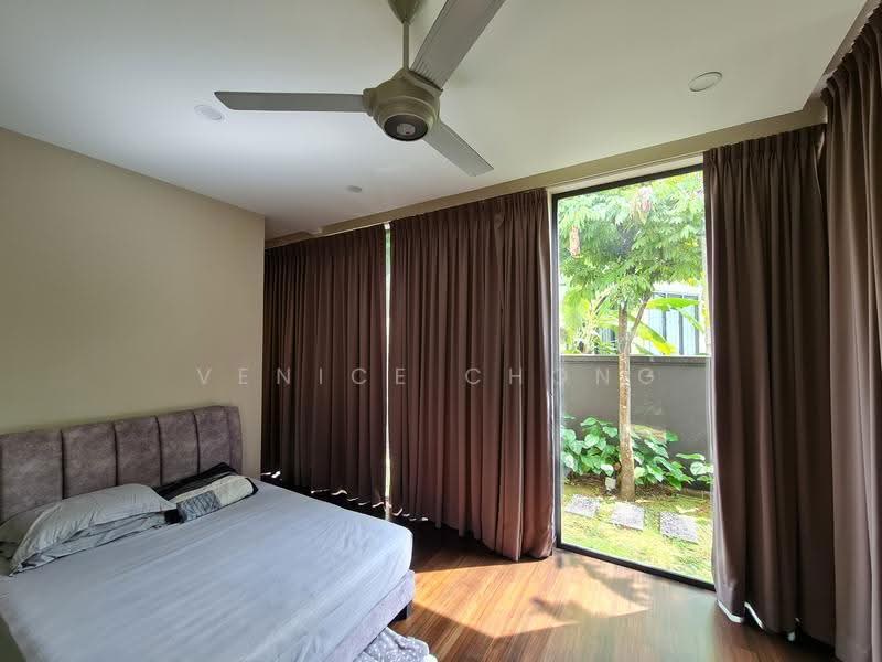 Bungalow House for Sale in Bukit Gita Bayu (Seri Kembangan) - Venice Chong - Bedroom - PropertyGuru.com.my