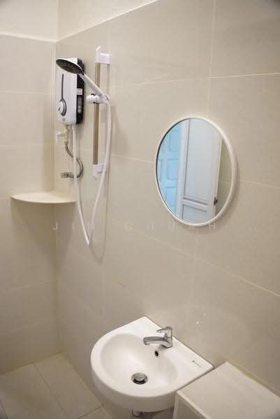 Flat for Rent at Lucky Garden - Jin Chuah - PropertyGuru.com.my