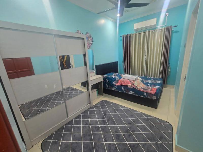 2-storey Terraced House for Rent in Seksyen 7 (Shah Alam) - Afrinal Rizal - Bedroom - PropertyGuru.com.my