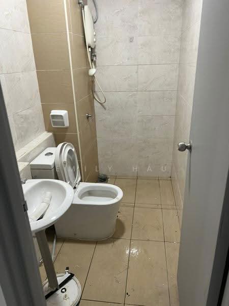 Service Residence for Rent at D'Summit Residences - Emily Hau - Bathroom - PropertyGuru.com.my