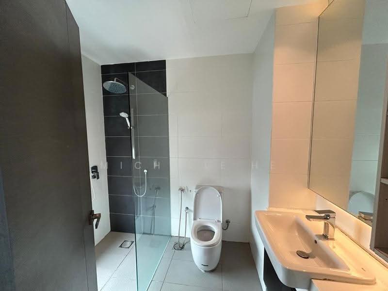 Service Residence for Rent at Suasana Iskandar Malaysia - Michelle He - Bathroom - PropertyGuru.com.my