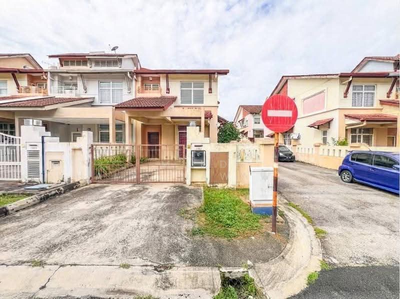 Terraced House for Sale in Shah Alam (Selangor) - Muhd Khairulnawawi Kamaruddin - Exterior - PropertyGuru.com.my