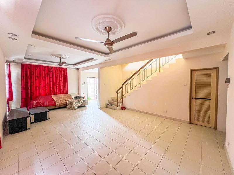 Terraced House for Sale in Shah Alam (Selangor) - Muhd Khairulnawawi Kamaruddin - Living Room - PropertyGuru.com.my