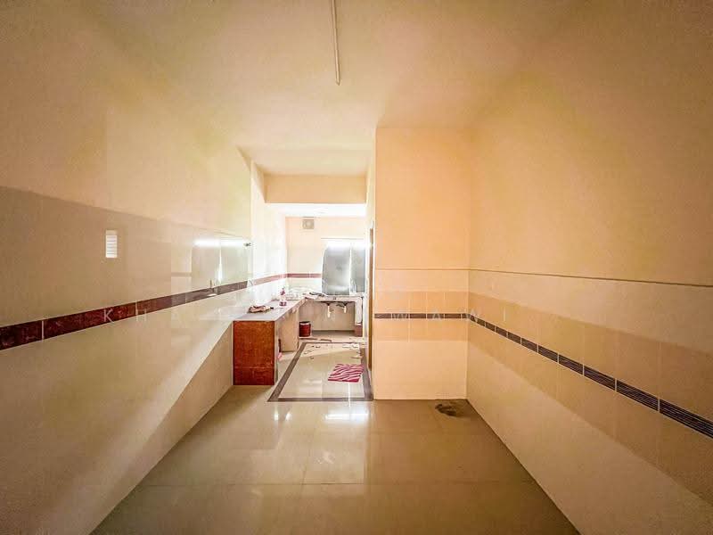 Terraced House for Sale in Shah Alam (Selangor) - Muhd Khairulnawawi Kamaruddin - Kitchen - PropertyGuru.com.my