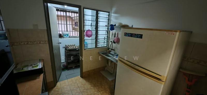 Condominium for Rent at Petaling Indah Condominiums - Renee Yew - PropertyGuru.com.my