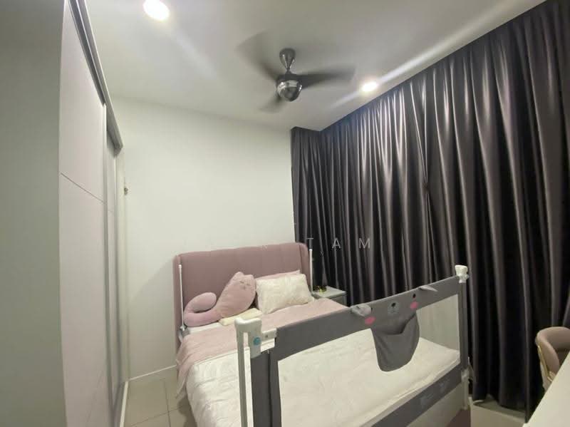 Kediaman Servis untuk Dijual di Skyluxe On The Park Bukit Jalil - Jack Tam - Bedroom - PropertyGuru.com.my