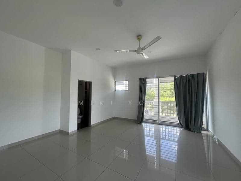 2-storey Terraced House for Rent in Kota Kemuning (Shah Alam) - Miki You - Living Room - PropertyGuru.com.my