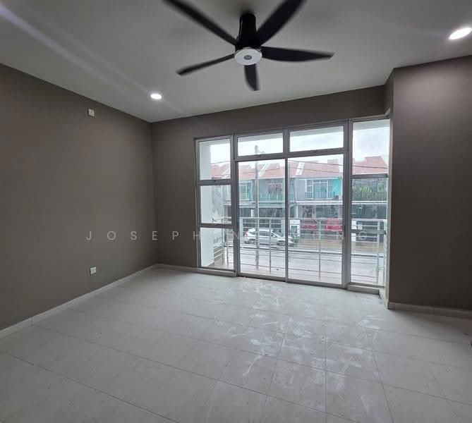 2-storey Terraced House for Sale in Taman Pulai Mutiara (Iskandar Puteri (Nusajaya)) - Josephine Yong - Living Room - PropertyGuru.com.my