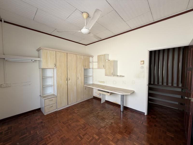 Rumah Berkembar untuk Dijual di SS 3, Taman Universiti (Petaling Jaya) - Jack Chong - Study/Bedroom - PropertyGuru.com.my