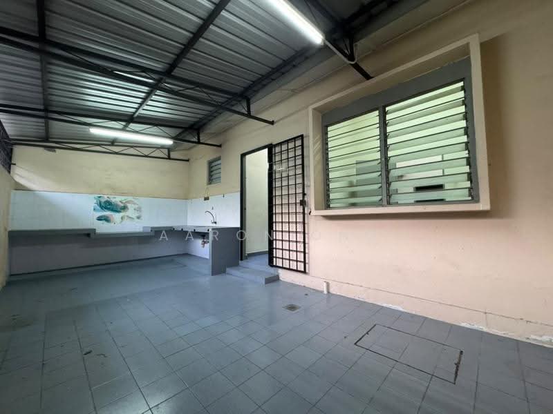 Semi-Detached House for Rent in Seksyen 1 Wangsa Maju (Wangsa Maju) - Aaron Ong - Kitchen - PropertyGuru.com.my
