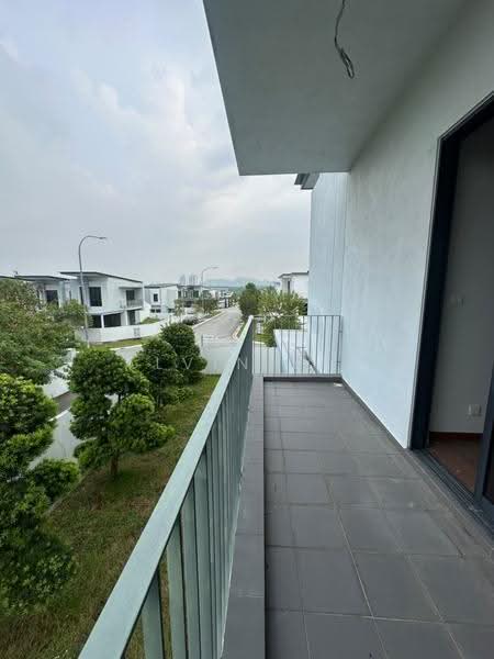 Rumah Teres untuk Dijual di Hulu Langat (Selangor) - Alvin Lee - Balcony - PropertyGuru.com.my