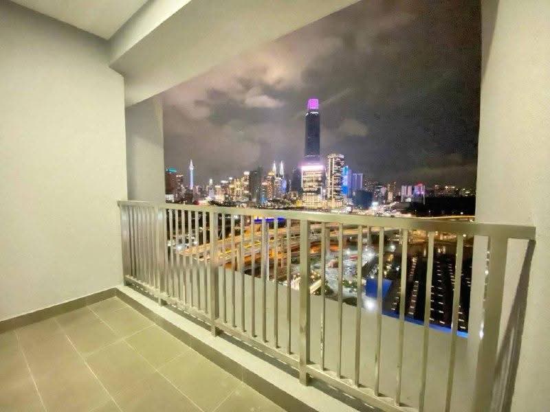 Kondominium untuk Disewa di One Cochrane Residence - Eve Tay - Balcony - PropertyGuru.com.my