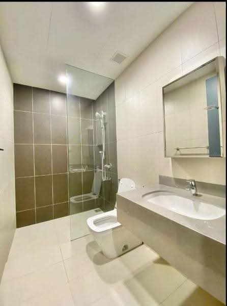 Kondominium untuk Disewa di One Cochrane Residence - Eve Tay - Bathroom - PropertyGuru.com.my